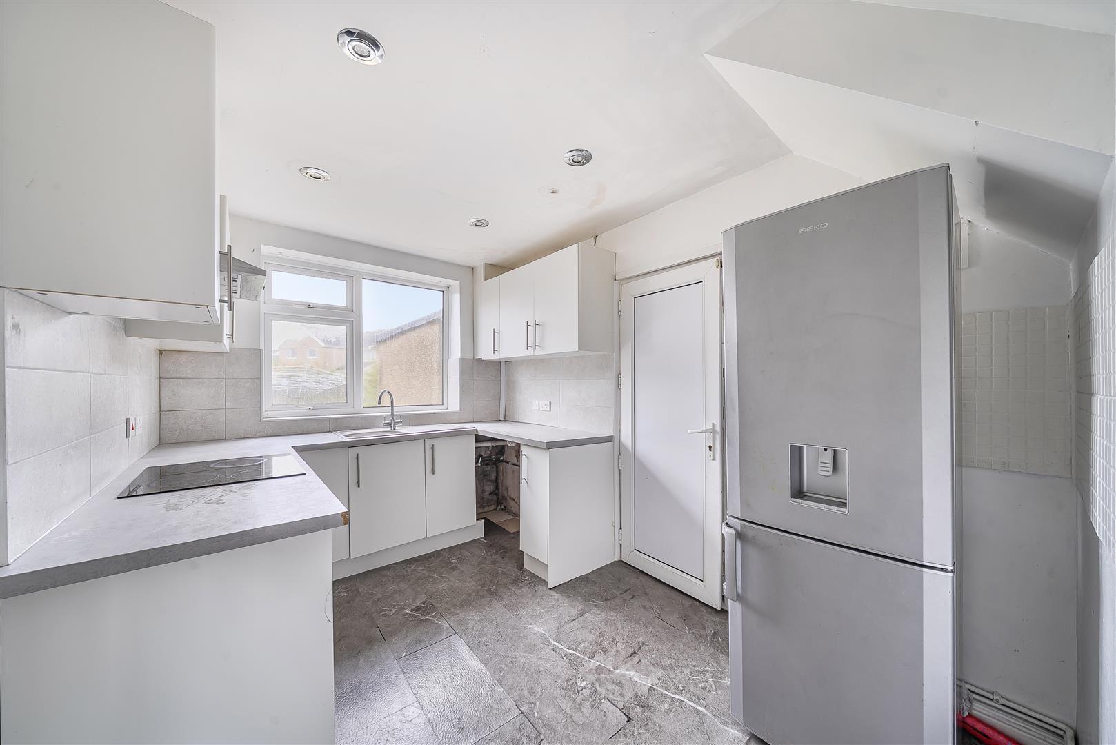 Upper Gendros Crescent, Gendros, Swansea, SA5 8DY